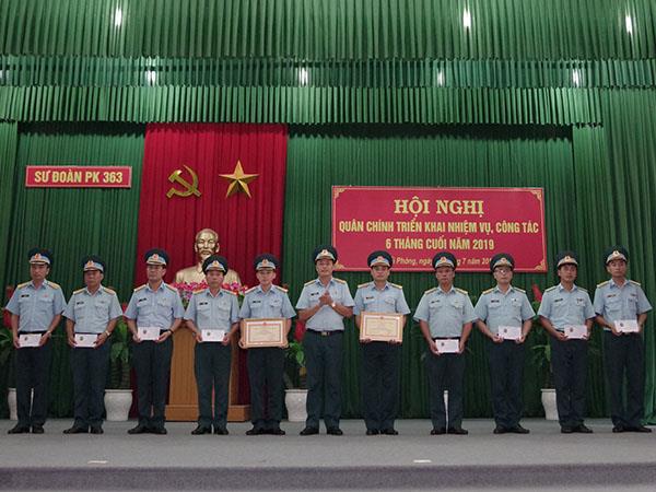 cac-don-vi-trong-quan-chung-pk-kq-to-chuc-hoi-nghi-quan-chinh-trien-khai-nhiem-vu-6-thang-cuoi-nam-2019