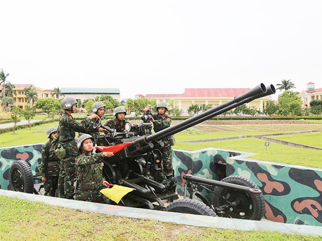 canh-troi-o-lu-doan-phong-khong-214