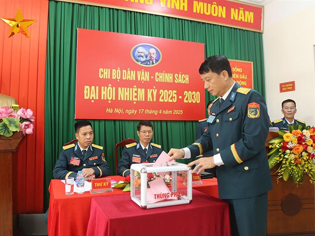 chi-bo-dan-van-chinh-sach-cuc-chinh-tri-quan-chung-phong-khong-khong-quan-to-chuc-dai-hoi-nhiem-ky-2025-2030