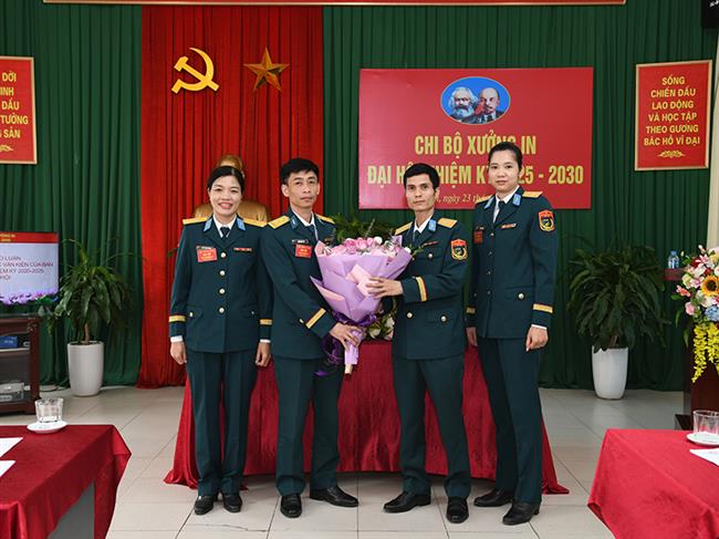 chi-bo-xuong-in-to-chuc-dai-hoi-nhiem-ky-2025-2030