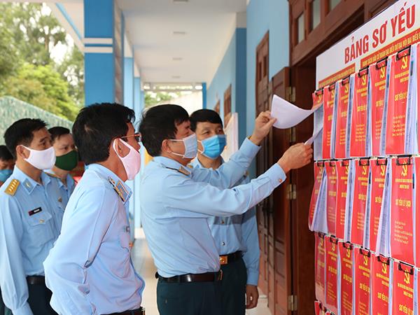 chinh-uy-quan-chung-phong-khong-khong-quan-kiem-tra-cong-tac-chuan-bi-dai-hoi-dai-bieu-dang-bo-trung-doan-257-nhiem-ky-2020-2025
