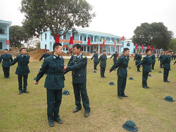 su-doan-363-chu-trong-giao-duc-chinh-tri-tu-tuong-cho-chien-si-moi