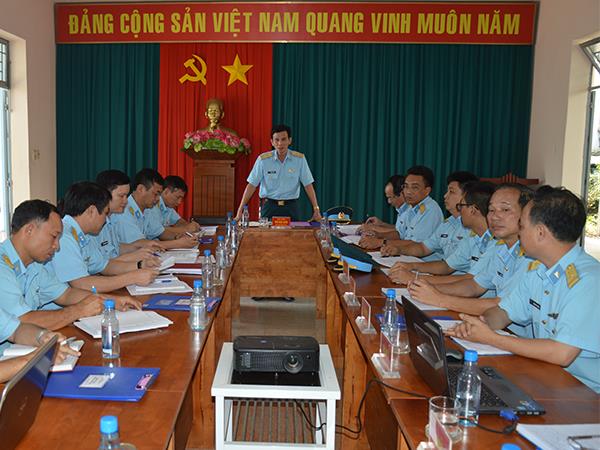 cuc-chinh-tri-kiem-tra-tinh-hinh-hoat-dong-cong-tac-dang-cong-tac-chinh-tri-tai-cac-don-vi