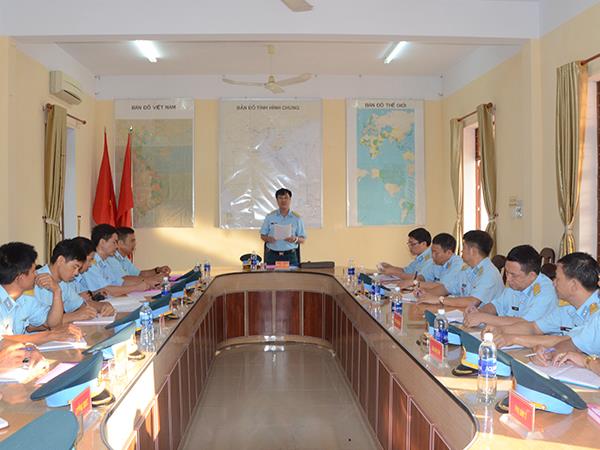 cuc-chinh-tri-phong-khong-khong-quan-kiem-tra-cac-don-vi-mien-trung