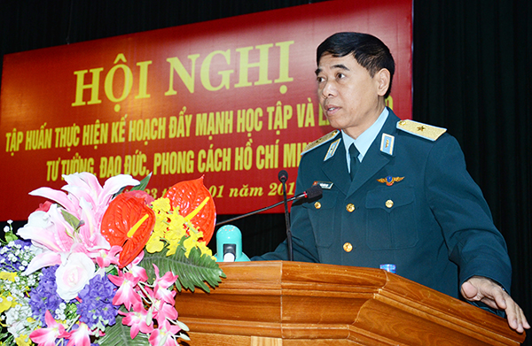 cuc-chinh-tri-tap-huan-thuc-hien-ke-hoach-day-manh-hoc-tap-va-lam-theo-tu-tuong-dao-duc-phong-cach-ho-chi-minh