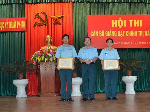 cuc-ky-thuat-quan-chung-pk-kq-to-chuc-hoi-thi-can-bo-giang-day-chinh-tri-nam-2018