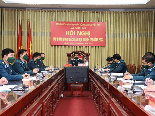 quan-chung-phong-khong-khong-quan-tham-gia-hoi-nghi-tap-huan-cong-tac-giao-duc-chinh-tri-nam-2022-do-cuc-tuyen-huan-to-chuc