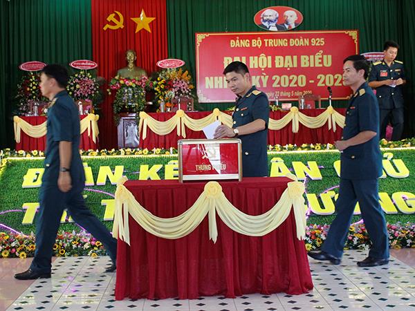 dang-bo-trung-doan-925-to-chuc-dai-hoi-dai-bieu-nhiem-ky-2020-2025