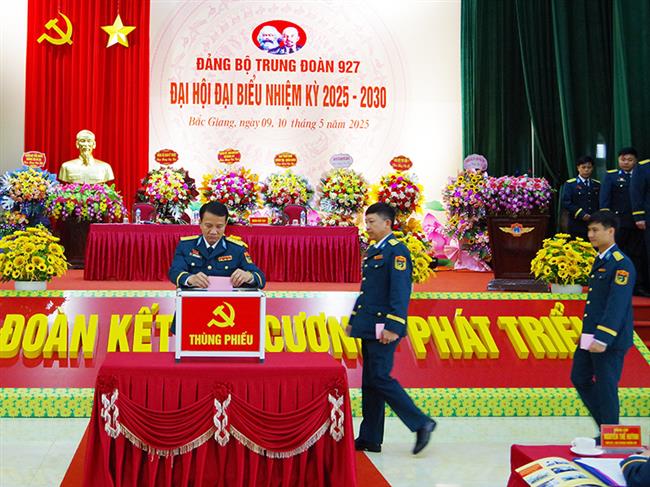 dang-bo-trung-doan-927-to-chuc-dai-hoi-dai-bieu-nhiem-ky-2025-2030