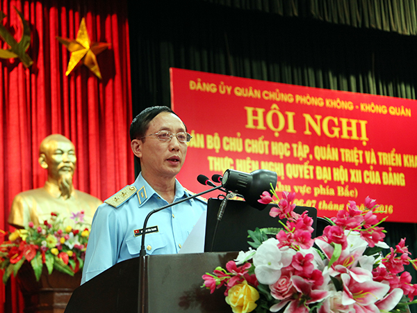 dang-uy-quan-chung-phong-khong-khong-quan-quan-triet-thuc-hien-nghi-quyet-dai-hoi-xii-cua-dang-cho-can-bo-chu-chot-cac-don-vi-khu-vuc-phia-bac