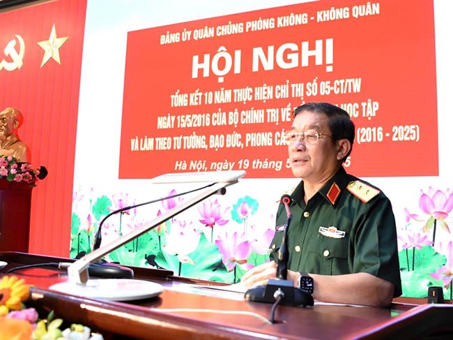 dang-uy-quan-chung-phong-khong-khong-quan-tong-ket-10-nam-thuc-hien-chi-thi-so-05-cua-bo-chinh-tri-giai-doan-2016-2025