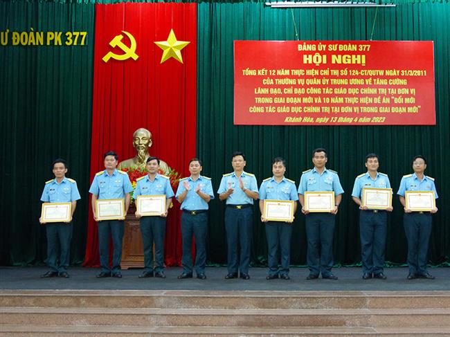 dang-uy-su-doan-377-tong-ket-12-nam-thuc-hien-chi-thi-124-cua-thuong-vu-quan-uy-trung-uong