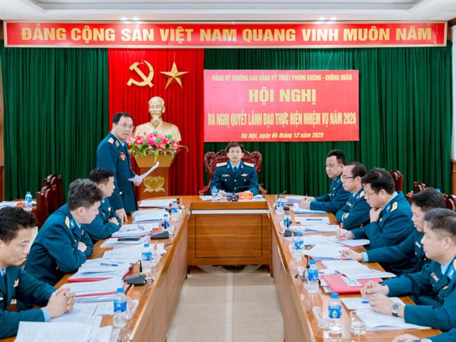 dang-uy-truong-cao-dang-ky-thuat-pk-kq-ra-nghi-quyet-lanh-dao-thuc-hien-nhiem-vu-nam-2026
