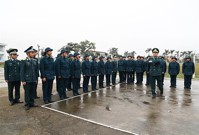 de-chien-si-moi-su-doan-363-hoa-nhap-nhanh-voi-moi-truong-quan-ngu