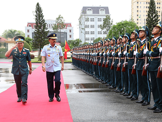 tham-muu-truong-khong-quan-in-do-ne-xi-a-tham-quan-chung-pk-kq