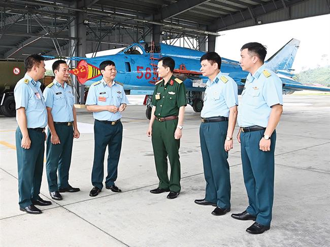 doi-moi-dong-bo-toan-dien-cong-tac-hau-can-ky-thuat