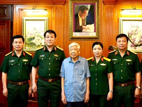 dong-chi-le-kha-phieu-voi-su-nghiep-xay-dung-quan-doi-nhan-dan-viet-nam-vung-manh-ve-chinh-tri
