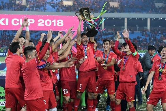 fifa-bong-da-viet-nam-vuon-toi-thanh-cong-chua-tung-co