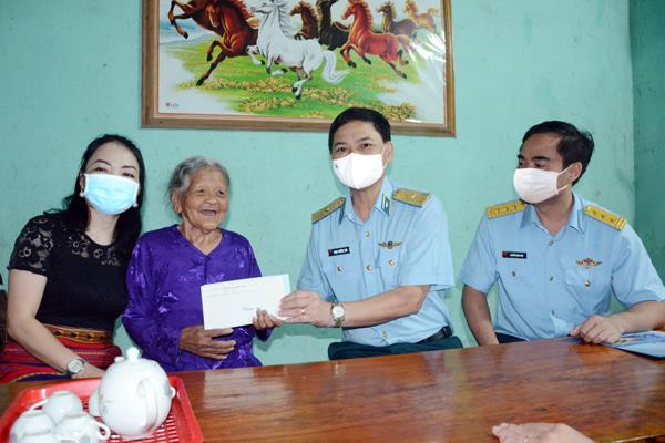 gap-me-kan-xiep-giua-dai-ngan-truong-son