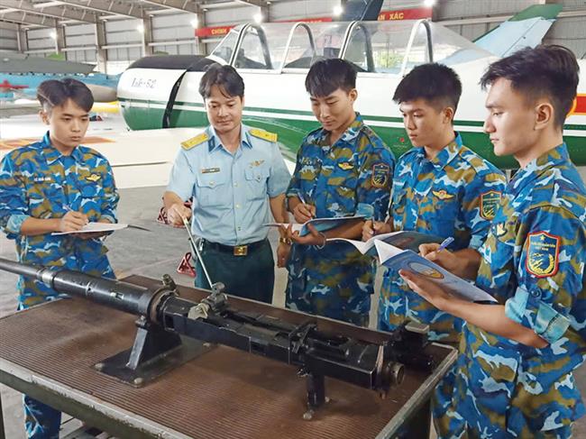 giang-vien-dam-me-giang-day-va-nghien-cuu-khoa-hoc