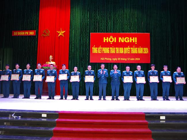 giu-binh-yen-vung-troi-dong-bac-to-quoc