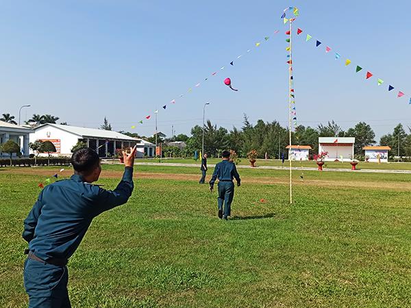 hieu-qua-tu-hoat-dong-cong-tac-tu-tuong-o-trung-doan-276