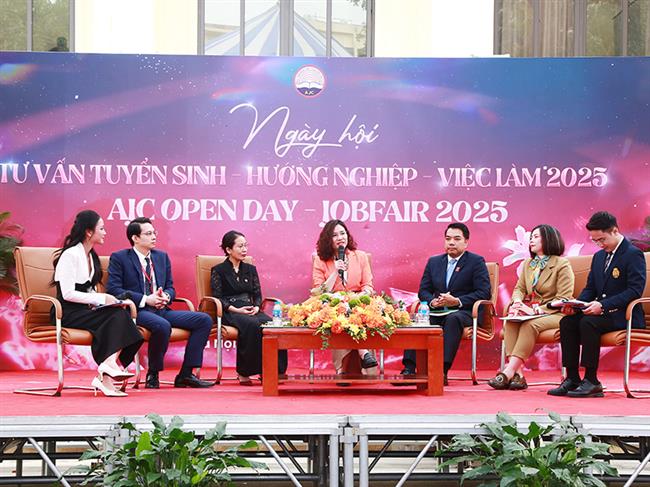 hoc-vien-bao-chi-va-tuyen-truyen-to-chuc-ngay-hoi-tu-van-tuyen-sinh-huong-nghiep-viec-lam-ajc-open-day-job-fair-nam-2025