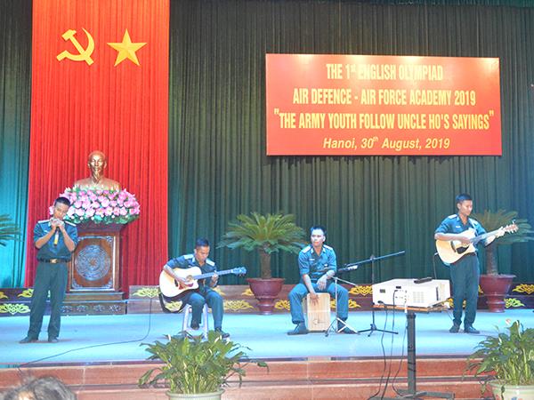 hoc-vien-phong-khong-khong-quan-to-chuc-hoi-thi-olympic-ngoai-ngu
