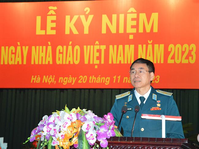 hoc-vien-phong-khong-khong-quan-to-chuc-le-ky-niem-ngay-nha-giao-viet-nam-nam-2023