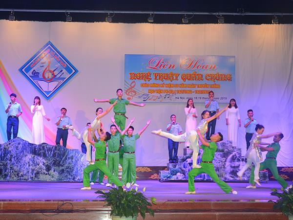 hoc-vien-phong-khong-khong-quan-to-chuc-lien-hoan-nghe-thuat-quan-chung-“giang-duong-va-bau-troi”