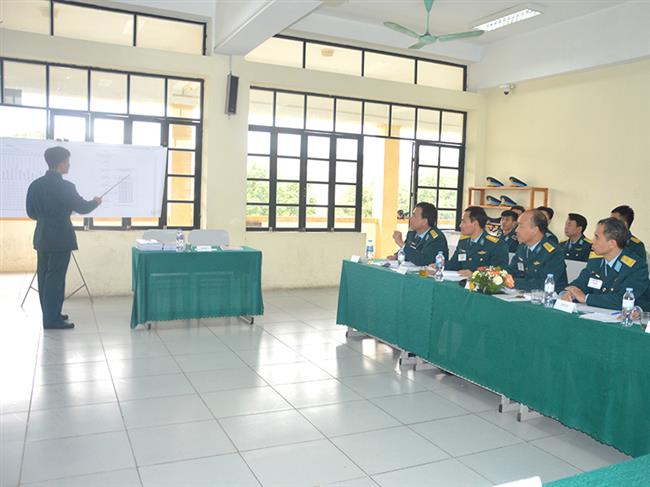 hoc-vien-phong-khong-khong-quan-to-chuc-thi-bao-ve-do-an-tot-nghiep-cho-hoc-vien-dao-tao-ky-su-hang-khong-nam-2026