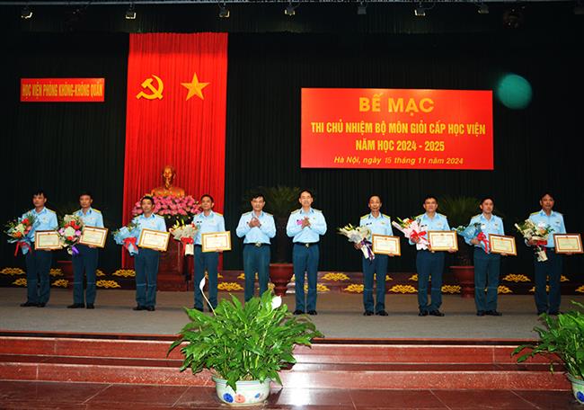 hoc-vien-phong-khong-khong-quan-to-chuc-thi-chu-nhiem-bo-mon-gioi-nam-hoc-2024-2025