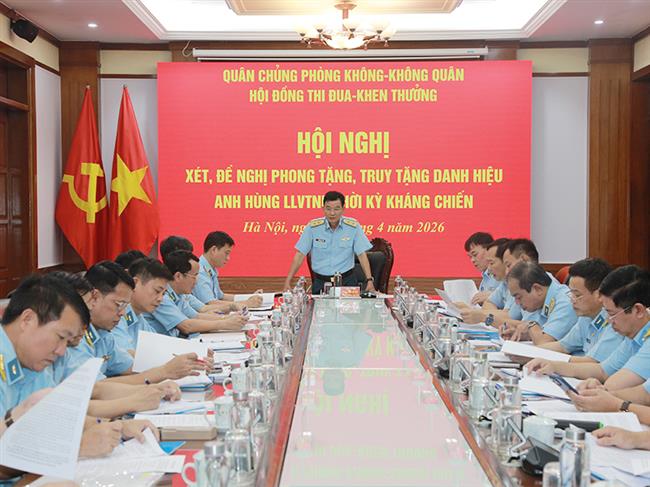 hoi-dong-thi-dua-khen-thuong-quan-chung-pk-kq-hop-xet-de-nghi-phong-tang-truy-tang-danh-hieu-anh-hung-llvt-nhan-dan-thoi-ky-khang-chien