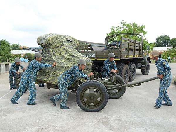 huan-luyen-nang-cao-kha-nang-co-dong-chien-dau