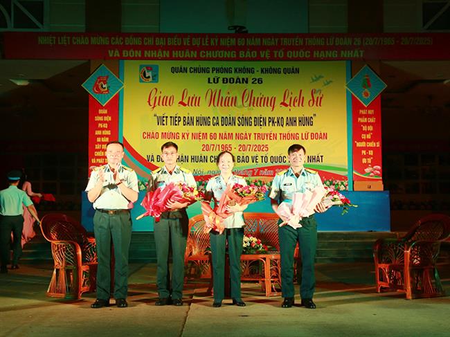 hun-duc-tu-hao-thap-sang-niem-tin