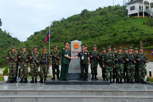 ket-thuc-“giao-luu-huu-nghi-bien-gioi-viet-nam-lao-lan-thu-nhat”-nam-2017