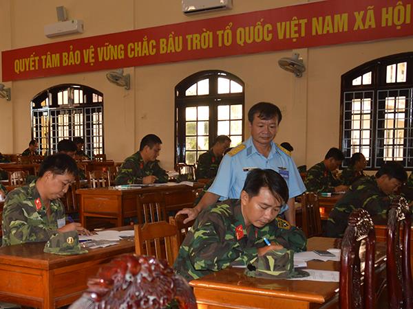khai-mac-hoi-thi-chu-nhiem-phong-khong-tinh-thanh-pho-su-doan-bo-binh-nam-2017
