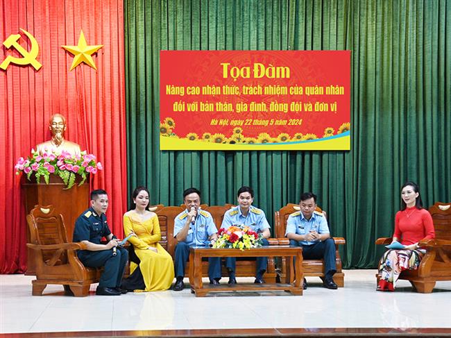kho-k332-cuc-ky-thuat-pk-kq-to-chuc-toa-dam-“nang-cao-nhan-thuc-trach-nhiem-cua-quan-nhan-doi-voi-ban-than-gia-dinh-dong-doi-va-don-vi”
