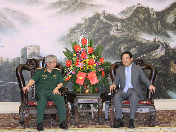lanh-dao-bo-quoc-phong-gui-loi-cam-on-trung-quoc-trong-cong-tac-tim-kiem-cuu-nan-may-bay-casa-212