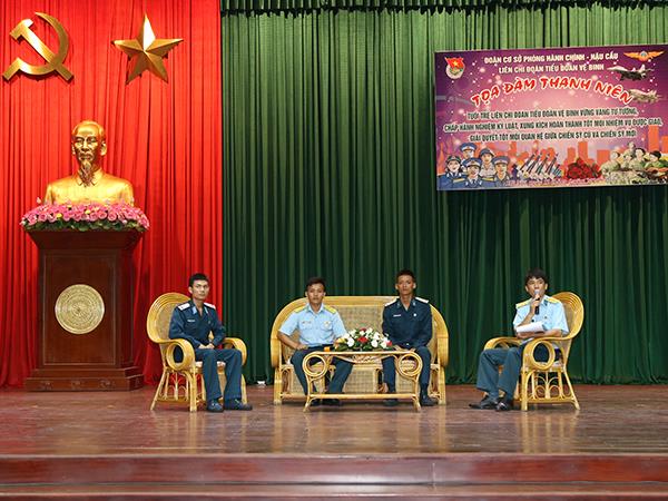lien-chi-doan-tieu-doan-ve-binh-to-chuc-toa-dam-thanh-nien-ve-tinh-hinh-chap-hanh-phap-luat-nha-nuoc-ky-luat-quan-doi