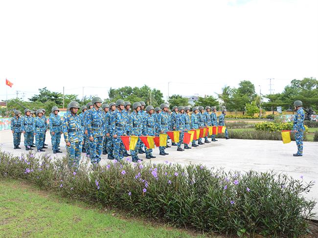 linh-phao-tren-thao-truong