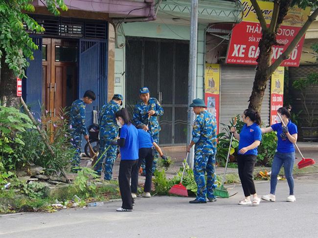 lu-doan-918-hanh-quan-da-ngoai-lam-cong-tac-dan-van-tren-dia-ban-phuong-bo-de-va-phuong-long-bien-tp-ha-noi