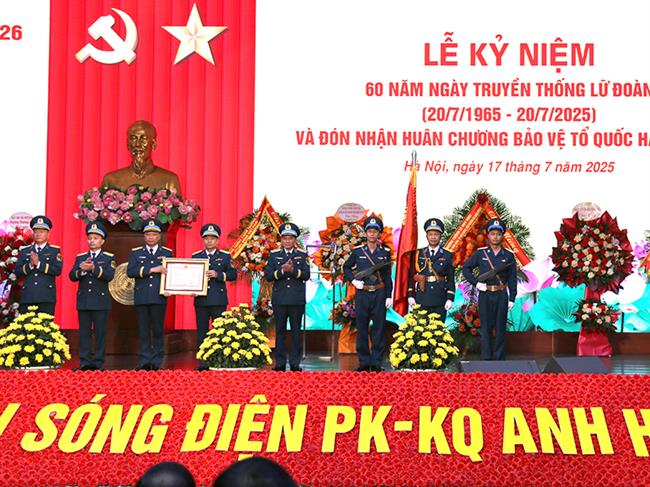 lu-doan-thong-tin-26-to-chuc-le-ky-niem-60-nam-ngay-truyen-thong-va-don-nhan-huan-chuong-bao-ve-to-quoc-hang-nhat