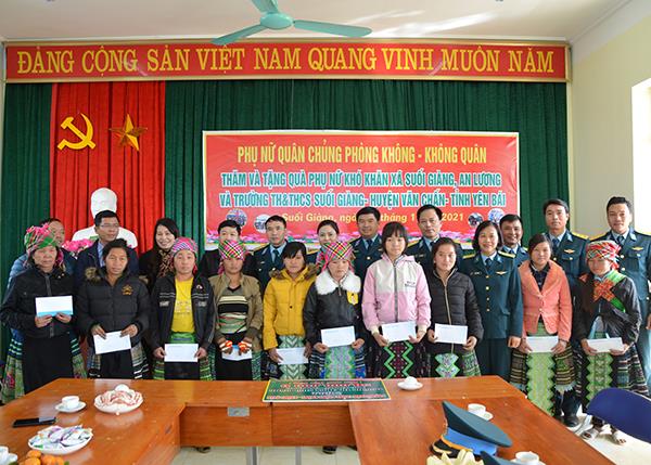 mang-yeu-thuong-den-voi-phu-nu-vung-cao