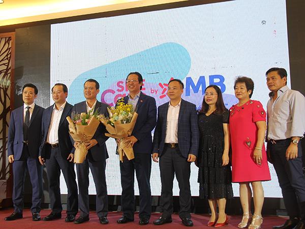 mb-va-hiep-hoi-nhua-viet-nam-bat-tay-hop-tac-chien-luoc