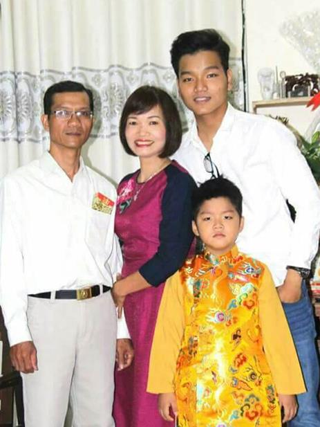 moi-tinh-qua-song-dien-thoai