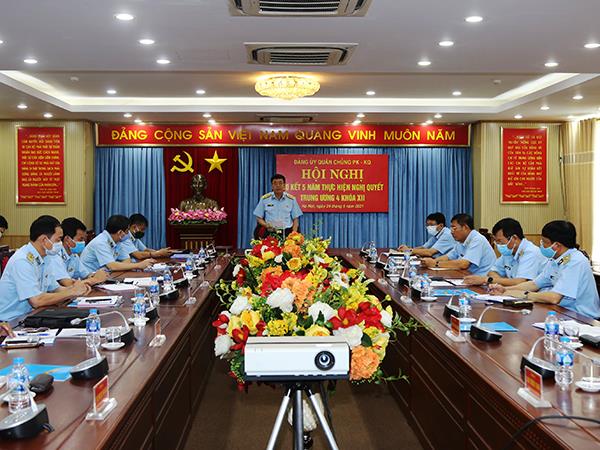 nang-cao-chat-luong-tu-phe-binh-va-phe-binh-trong-dang
