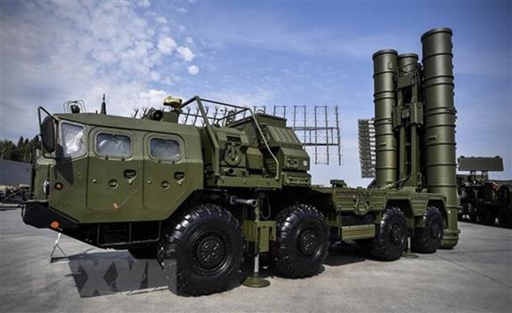 nga-trien-khai-he-thong-ten-lua-s-400-tai-crimea