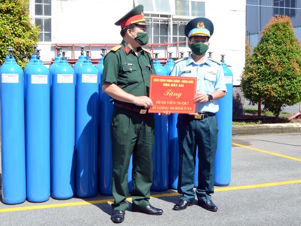 nha-may-a41-day-manh-san-xuat-oxy-ho-tro-benh-vien-tuyen-dau