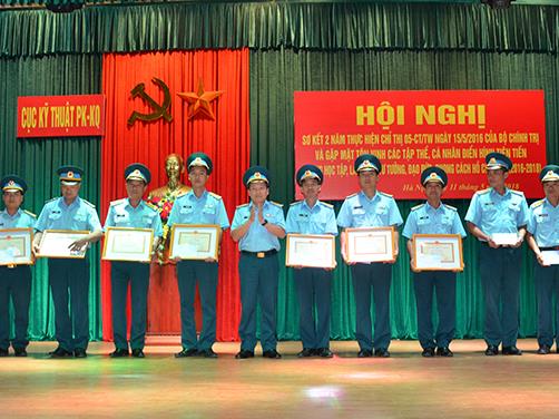 nhung-chuyen-bien-tich-cuc-khi-thuc-hien-chi-thi-05
